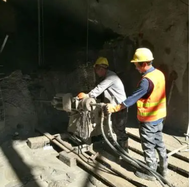 秦安水下抗分散灌浆料特点 水下不分散注浆料介绍