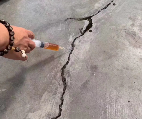 秦安混凝土裂缝修补技术详解​